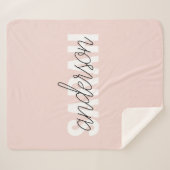 パステルモダンピンク美しいユーパーソナライズされたネーム シェルパブランケット (正面(横))