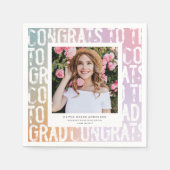 パステルモダンレインボーピンク写真卒業パーティー スタンダードカクテルナプキン (正面)