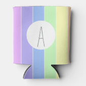 パステルモノグラムのレインボーカラフルストライプズ 缶クーラー (正面)