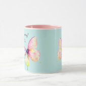 パステルレインボーカラーの繊細なピンクの蝶 マグカップ (中央)