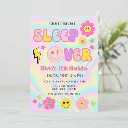 パステル名門私立校風のピンクY2Kスリープオーバーパーティー誕生日 招待状 (スタンド正面)