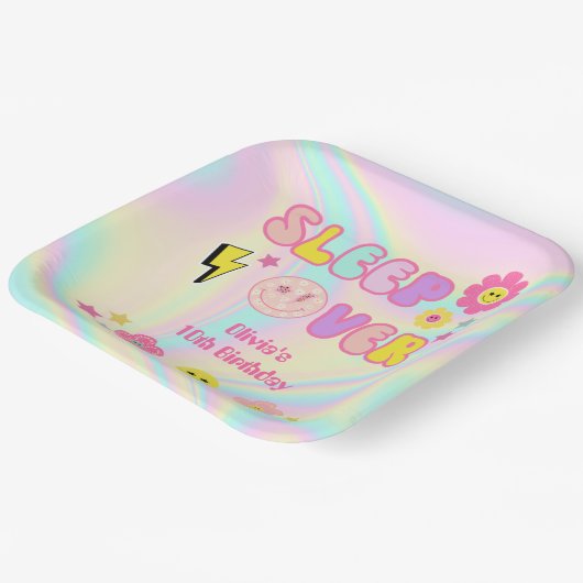 パステル名門私立校風のピンクY2Kスリープオーバー誕生日 ペーパープレート (傾斜あり)