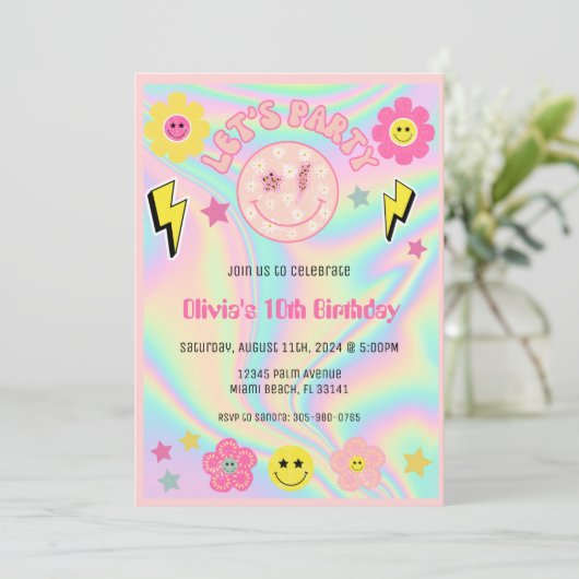 パステル名門私立校風のピンクY2Kハッピー顔パーティー誕生日 招待状 (スタンド正面)