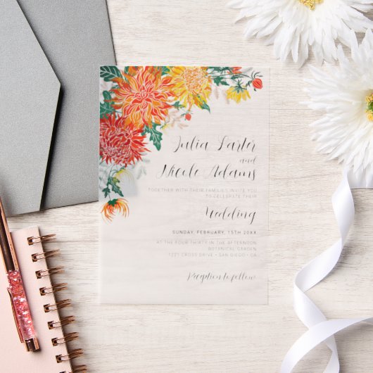 パステル春ダリアワイルドフラワーズリース結婚ズ ベラム紙招待状 (ウェディング)