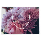 パステル淡い色のピンクパープルバラ花 ラージペーパーバッグ (裏面)