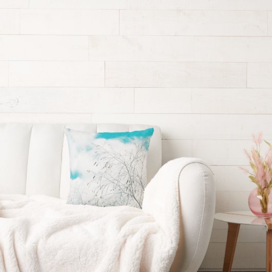 パステル淡い色のライトブルーターコイズツリーブルンシュスカイ クッション (ソファ)