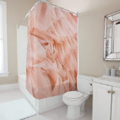 パステル色の柔らかいピンクの生地。ファブリック シャワーカーテン (インサイチュ)