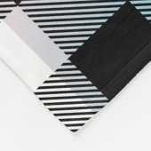 パステル色の黒い格子模様グラデーション フリースブランケット (角)