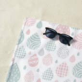 パステル芸術的レインドロップズモノグラムビーチタオル ビーチタオル (インサイチュ)