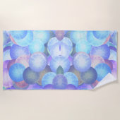 パステル虹の色の泡 – 3D光学 ビーチタオル (正面)
