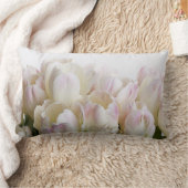 パステル調のチューリップ ランバークッション (ブランケット)