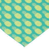 パステル調のパイナップル テーブルクロス (アングル)