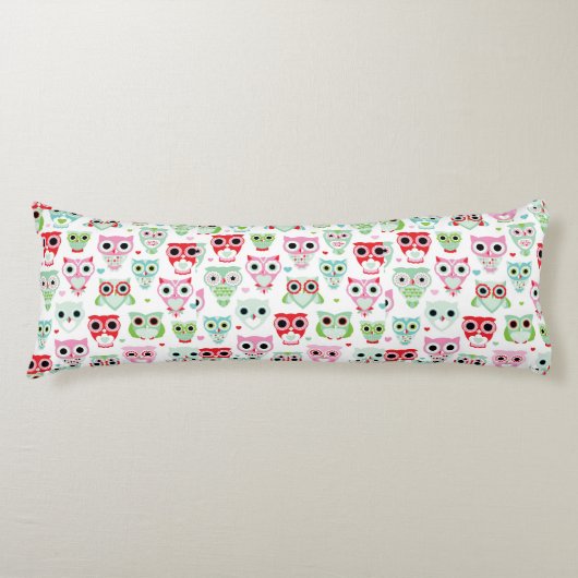 パステル調の粉色のフクロウの背景 ボディピロー (正面)