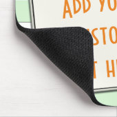 パステル調の緑のストライプのカスタムな文字の叫び マウスパッド (コーナー)