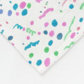 パステル調の（ばちゃばちゃ）跳ねるの紙吹雪のプリント フリースブランケット (角)