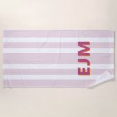 パステル赤面ピンクモノグラモダンムビーチタオル ビーチタオル (正面)