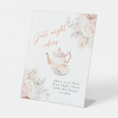 パステル開花ブライダルシャワーデイトナイトアイディア 台座サイン (正面)