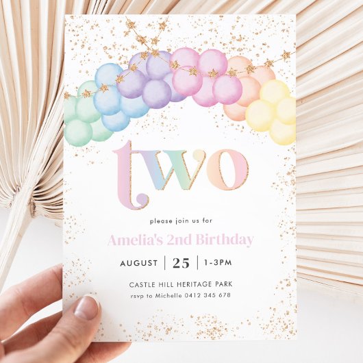 パステル レインボー バルーン アーチ 2歳の誕生日パーティー 招待状