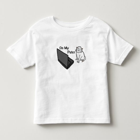 パソコン上の私 私の白猫の面白いミーム トドラーTシャツ (正面)