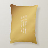 パソバーシーダー金ゴールドスワッシュパーソナライズされた アクセントクッション (裏面(縦))