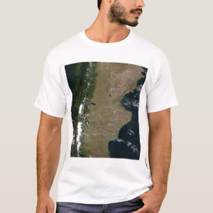 パタゴニアの地域の衛星概観 Tシャツ