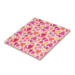 パターお洒落ンとテクスチャのドードルハート タイル<br><div class="desc">このパタかわいらしーンはお洒落、ドードルスタイルで行われる連動ハートを持つ。オフホワイトの背景に紫、ピンク、オレンジ、黄色の色合いで作られている。一部のハートは水玉模様を持っている、他のplaidまたはストライプ。彼らは互のまわりにいに浮き合い、愛するこの甘いおもしろいデザインにインターロ祝ックする。バレンタインデーや一年中にぴったりだ。</div>