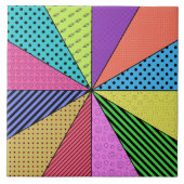 パターンの明るいウェッジ タイル (正面)