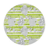 パターン背景を遊んでいる犬 カッティングボード (正面)