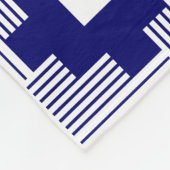 パターン061214 – 白と深い海軍 フリースブランケット (角)