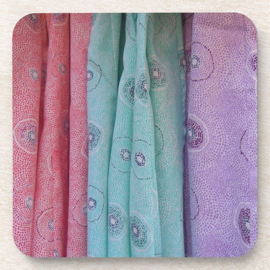 パターン（の模様が）あるカラフル布 コースター (正面)