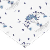 パターンNO.4: 青及び灰色の葉が多い花盛りの木 ショートテーブルランナー (コーナー)