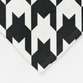 パター千鳥格子のン白黒 フリースブランケット (角)