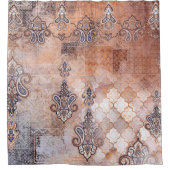 パックラシックチワーク付きのヴィンテージプリント、ペイズリー要素 シャワーカーテン (正面)