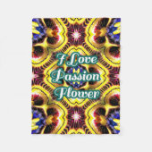 パッシフローラケルーレパタン フリースブランケット (正面)