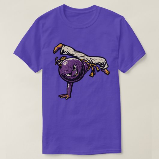 パッションフルーツカポエラ — ヴィンテージ レトロ ブラジル風 Tシャツ (デザイン正面)