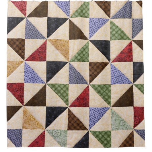 パッチワークカラフルキルト:フラワーテクスチャ。 シャワーカーテン (正面)