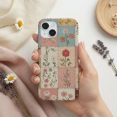 パッチワークキルトのバラの花モチーフのラバーズデザイン iPhone 15ケース