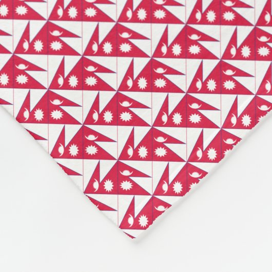 パッチワークネパール国旗のパターン フリースブランケット (角)