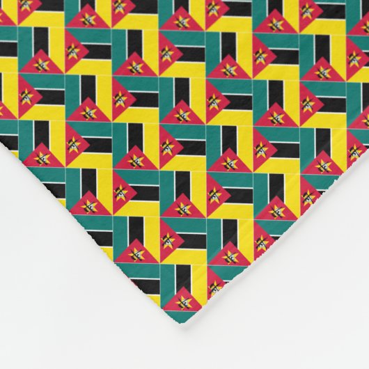 パッチワークモザンビーク国旗のパターン フリースブランケット (角)