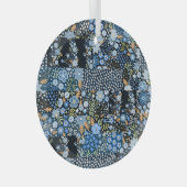 パッチワーク青い花:シームレスな生地。 ガラスオーナメント (正面右)