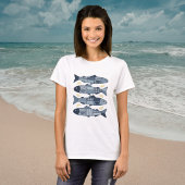 パッチワーク風のイワシの海岸ビーチテーマ Tシャツ