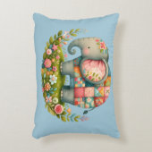 パッチワーク エレファント フローラル メドウ チャーム アクセントクッション (正面(垂直))
