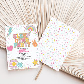 パッチ名門私立校風のスリープオーバー誕生日 招待状