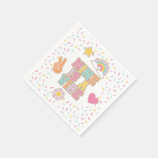 パッ名門私立校風のチ・ナインはヴィベ9誕生日 スタンダードカクテルナプキン (角)