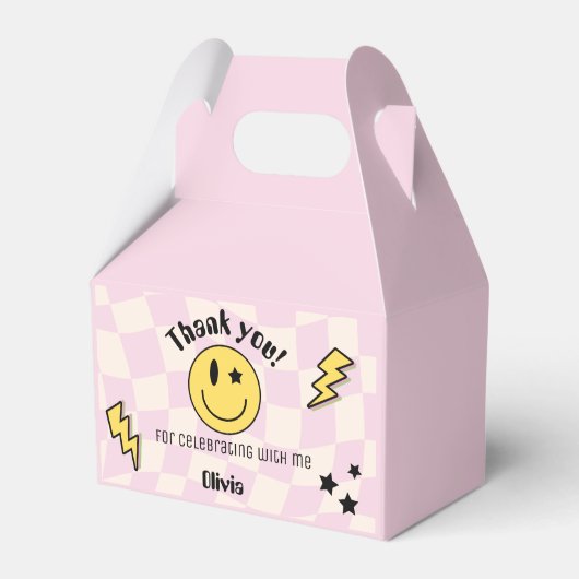 パテ名門私立校風のルピンクY2Kレトロ誕生日特典ボックス フェイバーボックス (正面サイド)