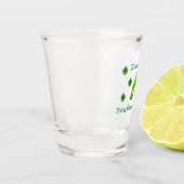 パディーへの時間、今日すべての人はアイルランド語で ショットグラス (左)