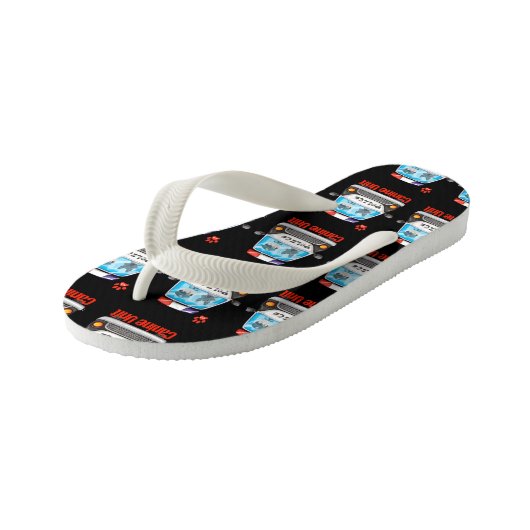 パトカーの犬のユニット警官と警察犬 キッズビーチサンダル (アングル)