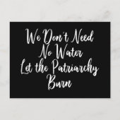 パトリアーキーに反対するユーモアのあるフェミニストの名言 女性のために ポストカード (正面)