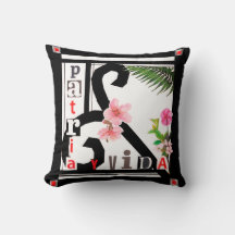 パトリア・イ・ヴィダ黒枠ピンクの花