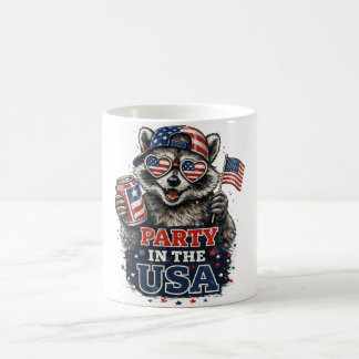パトリオティック・アライグマのUSA Tシャツ コーヒーマグカップ